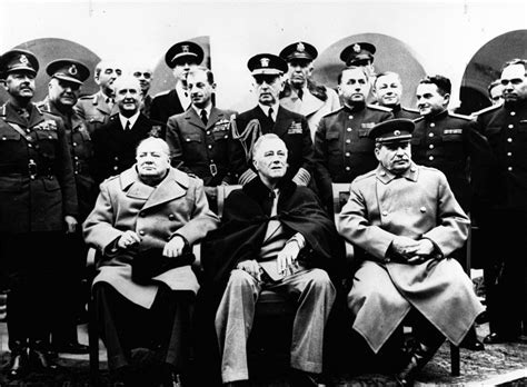 Foto De Archivo Febrero 1945 Reunión De Los Internacional El