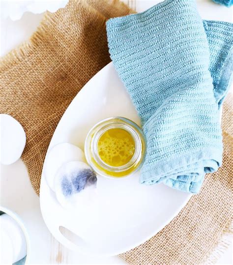 Diy cleansing oil for oily skin + acne prone skin | oil cleansing method. Homemade Oil Cleanser Recipe