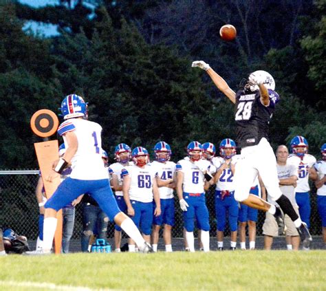 Early Turnovers Hamper Nodaway Valleyo M In Homecoming Loss Creston News