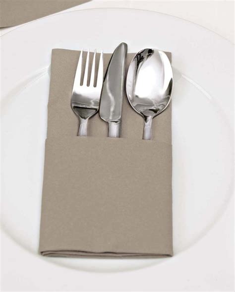 Full hd besteck direct download and watch online. Serviette als Bestecktasche falten | Bestecktasche falten ...