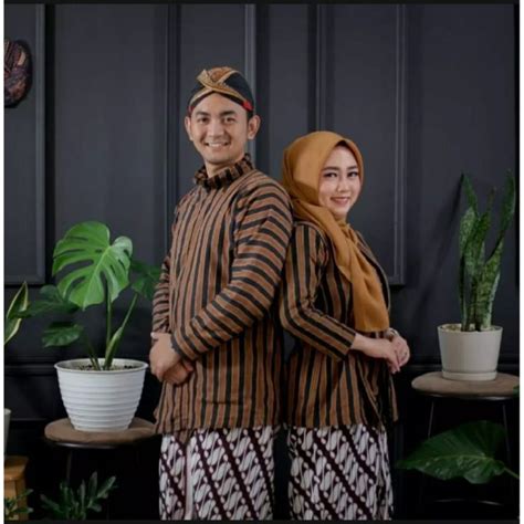 Baju Couple Adat Jawa Baju Preweding Adat Jawa Baju Lurik Tradisional Jawa Surjan Jogja Lazada
