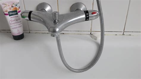 Wie Heißt Die Badewannen Mischbatterie Für Die Wanne Und Auch Gleichzeitig Für Die Dusche