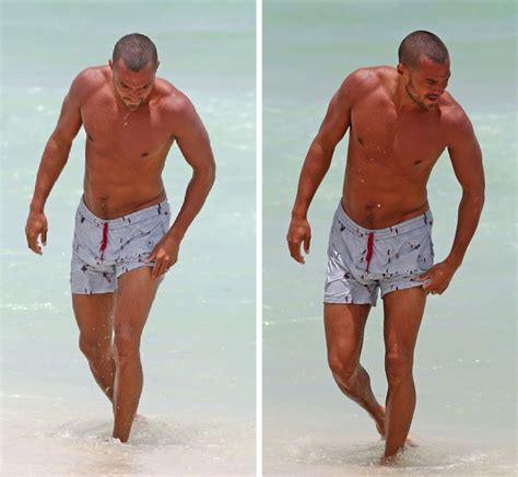 My New Plaid Pants Jesse Williams Went To The Beach