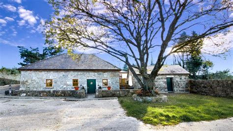 Traditional Stone Cottage Kilchreest Ireland