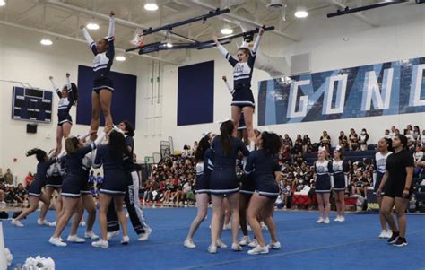 Venice High Hosts Cif Cheer Competition The Oarsman