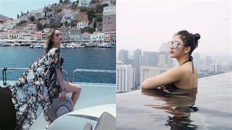 Hot Abis 10 Artis Indonesia Yang Doyan Pamer Pose Berbikini Bikin Iri