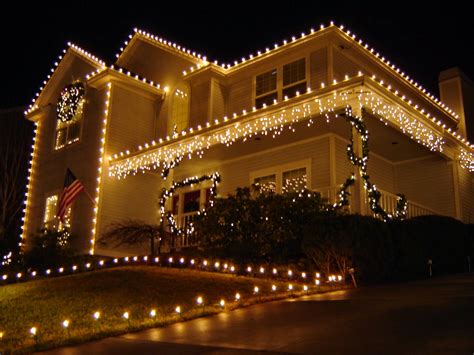 Easy Outdoor Christmas Lights 15 Great Sources Of Beautifying Your