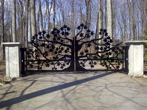 Wrought iron single metal gate wants a freshen up like most used gates width = 32inch or 2ft8 ( total span ) height = 56inch or 4ft8 ( tallest point ) viewing welcome anytime couriers welcome on all my adverts check all my other gates and. Wrought Iron Automatic Driveway Gates | All You Need to Know