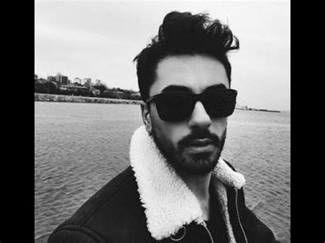 2020'nin en ilginç ve şaşırtıcı çifti diyebilir miyiz? GÖKHAN ALKAN (KALP ATIŞI ALİ ASAF) KİMDİR? (YAŞI,BOYU ...