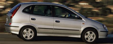 Intelligent forward collision warning (ifcw) with intelligent forward emergency braking (ifeb). Nissan Almera Tino tweedehands & goedkoop via AutoScout24 ...