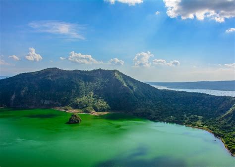 Nog leuker als je lid wordt. Full day tour to Taal Lake & Taal Volcano | Audley Travel