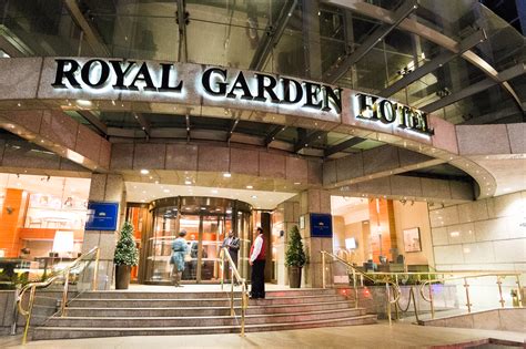 A Luxurious Break At The Royal Garden Hotel L Honest Mum