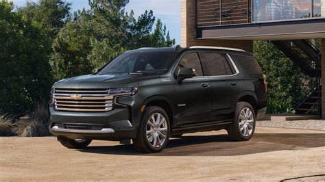 2022 Chevrolet Tahoe Prices Reviews And Photos Motortrend