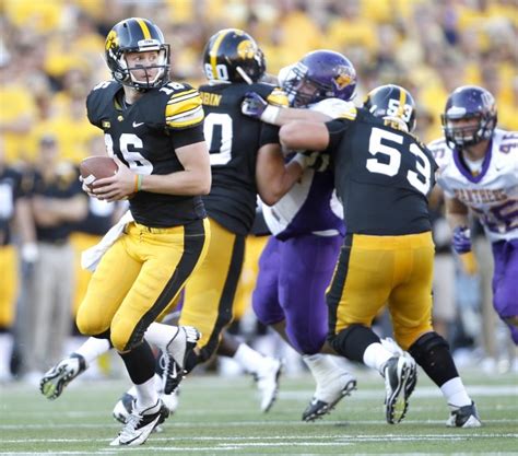 Panthers are shaking the rust off. College football: Northern Iowa welcomes back injured ...