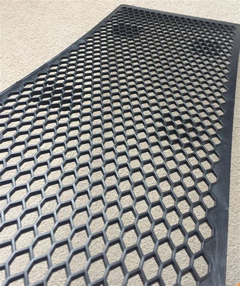 Honeycomb modder's mesh is available in 12 x 12 or 12 x 24 sheet. Honeycomb fog grille mesh (RS6 look) | Audi-Sport.net