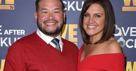 jon gosselin is discussing marriage with his girlfriend