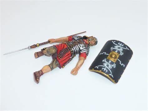 Thomas Gunn Rom009b Roman Empire Dead 30th Legionnaire Black Shield