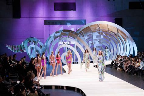 Fashion Runway Stage Design Best Funny Images