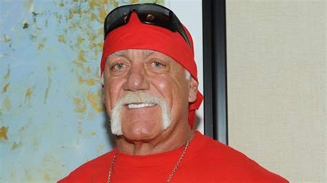 He Has Nothing At All Wwe Legend Hulk Hogan Can No Longer Feel His