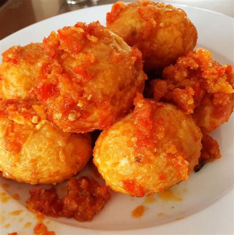 Mungkin itu kalimat yang pas untuk menggambarkan orang indonesia. Resep Bumbu dan Cara Membuat Telur Balado Sambal Tomat Spesial - Resep Hari Ini