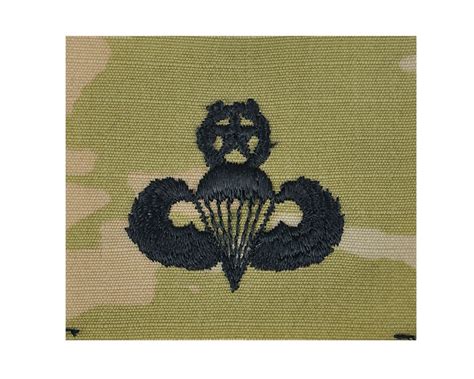 Army Embroidered Badge On Ocp Sew On Parachutist Master