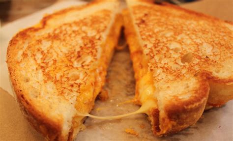 Grilled Cheese Lovers Have More Sex And Are Better People Claims Study