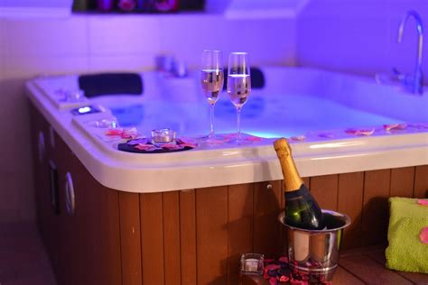 Considerations For Putting A Hot Tub In Your Holiday Home Independent