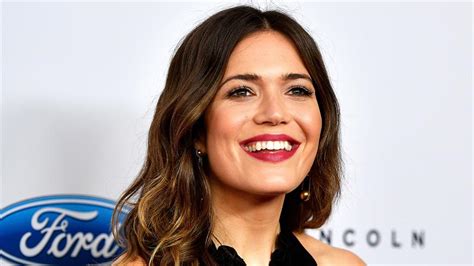 Mandy Moore Announces TV Pilot Based On Her Life As A Teenage Pop Star