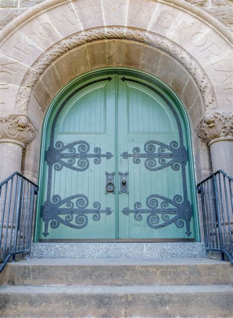 San Anselmo California May 5 2019 Montgomery Chapel Door Of The San
