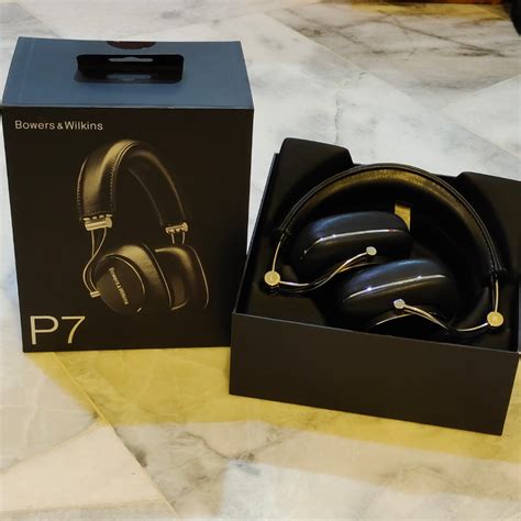 Bowers And Wilkins P7 Wired Over Ear Headphones Black With 2 Upgrade