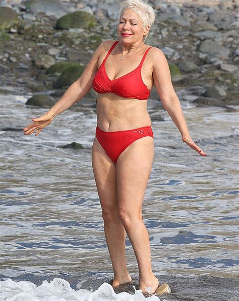 Proof That Women Over The Age Of 50 Look Insanely Good In Swimwear