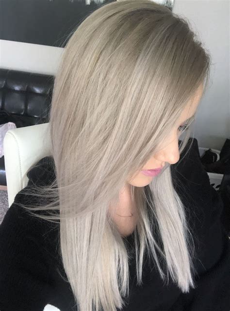 Undoubtedly, highlighting hair can be a fiddliest task to carry on. Silver hair /Ash blonde hair done at home #longhair # ...