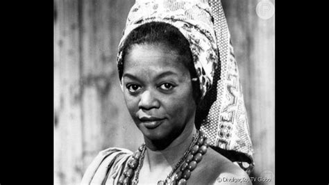 Ruth é importantíssima para a história do negro da tv e do teatro no brasil. Ruth de Souza morreu aos 98 anos em hospital do Rio após uma semana de internação - Purepeople