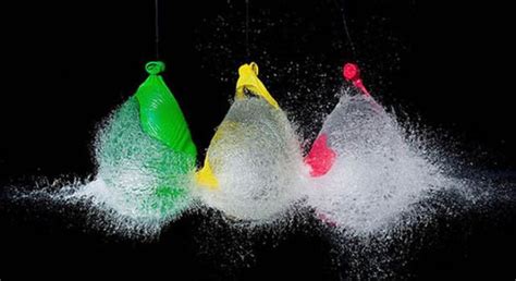 Astonishing Slow Motion Water Balloon Explosion Pics 38 Pics