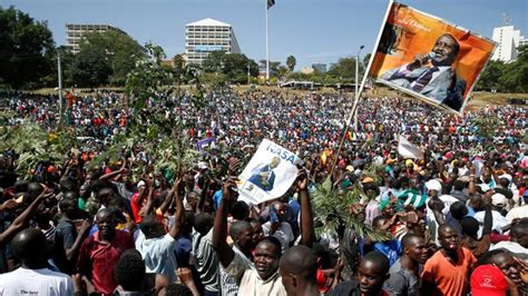 Raila Odinga Swears Himself In As Kenyan President Osundefender