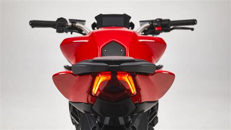 Mv Agusta Brutale Euro Und Mehr Komfort F R Das Naked Bike