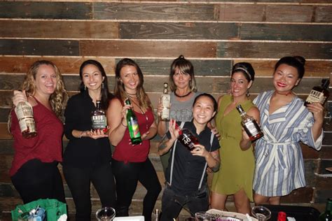 Female Bartenders Show Off Mixology Skills Honolulu Star Advertiser