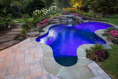 33 Small Swimming Pools With Big Style