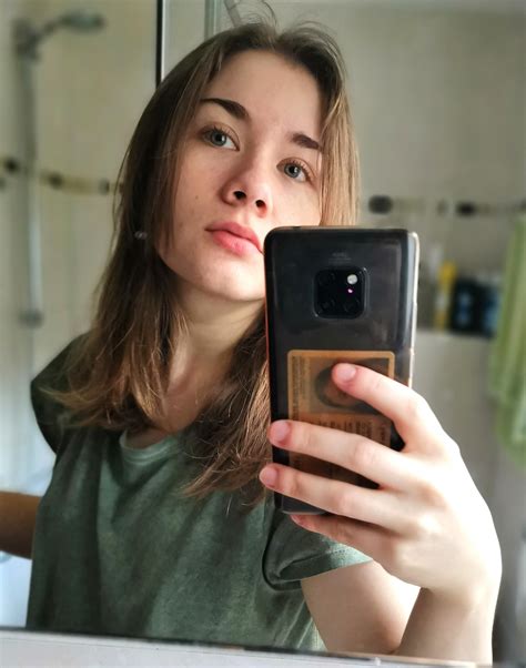 F18 Trying To Get More Used To Mirror Selfies Rfreecompliments