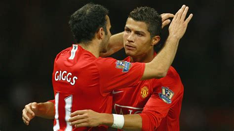Cristiano ronaldo 7 manchester united season highlights 07/08 thanks for rate and comment! 'Get the ball to Cristiano' - Giggs reveals how Ronaldo ...