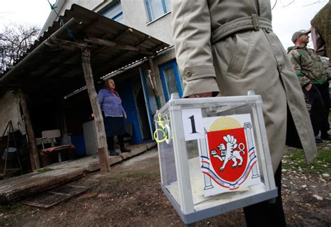 paving the future ukraine s crimea goes to independence poll — rt world news