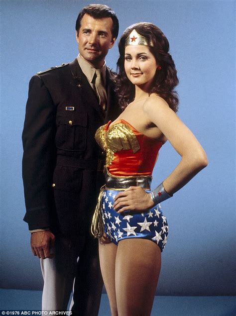 Chris Pine In Talks To Play Wonder Womans Love Interest In Superhero