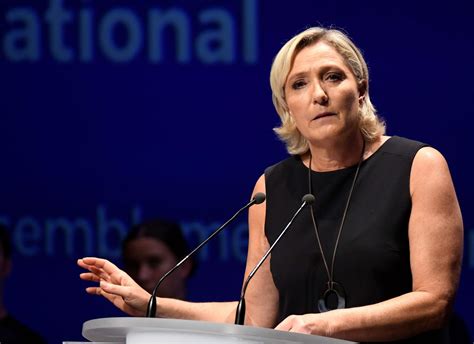 Marine Le Pen Ordered To Submit To Psychiatric Evaluation Over Islamic State Execution Tweets