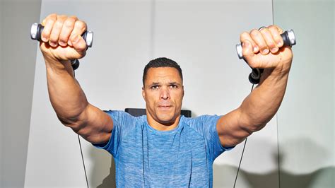 N.F.L. Hall of Famer Tony Gonzalez Is Serious About His 