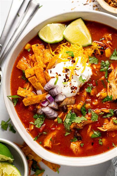 This 30 minute chicken tortilla soup is delicious and easy to make. 30 Minute Chicken Tortilla Soup | Midwest Foodie