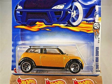 2002 Hot Wheels 40 First Edition 2842 2001 Mini Cooper Yellow W5 Sp