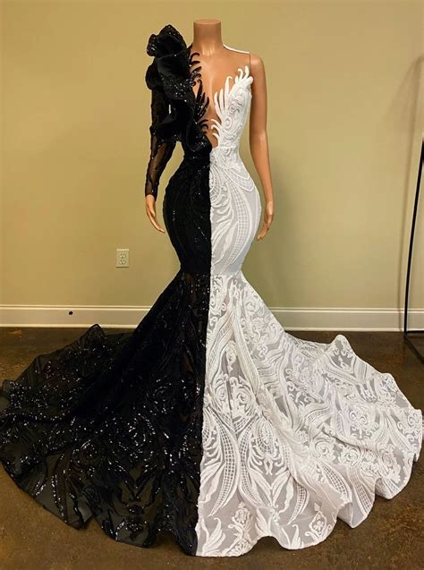 Designer Mermaid Prom Dresses Lace Appliqued Sequins Long Sleeve Evening Dress Black And