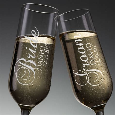 Set Of 2 Wedding Champagne Flutes Bride Groom Personalized Champagne Glass Wedding Toasting