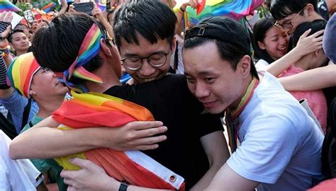 Taiwan Legalises Same Sex Marriage In First For Asia