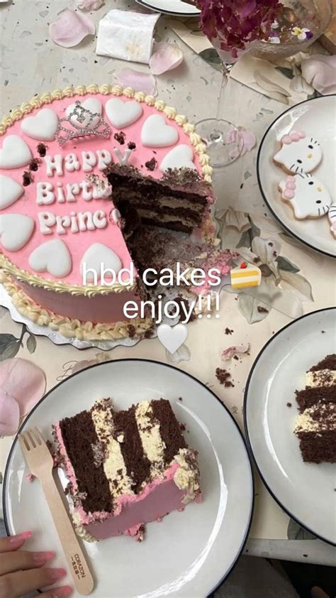 Hbd Cakes 🍰 Enjoy 🤍 Cake Yummy Food Pretty Birthday Cakes